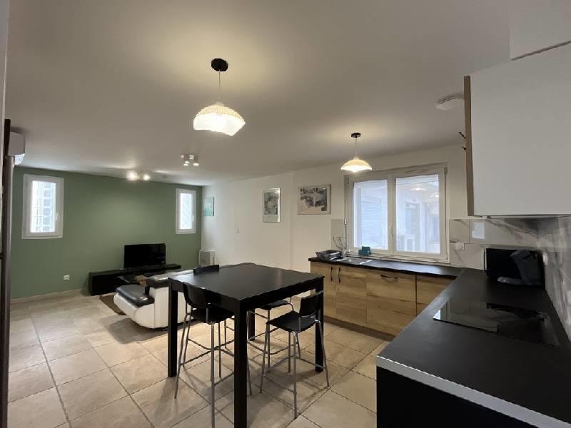 Appartement - 64 m² - 3 pièces