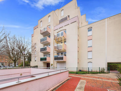 Appartement - 83 m² - 4 pièces