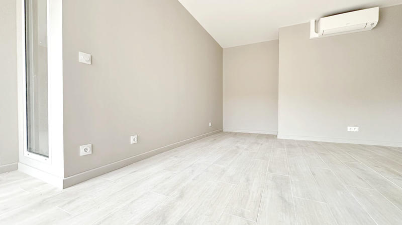 Appartement - 77 m² - 3 pièces