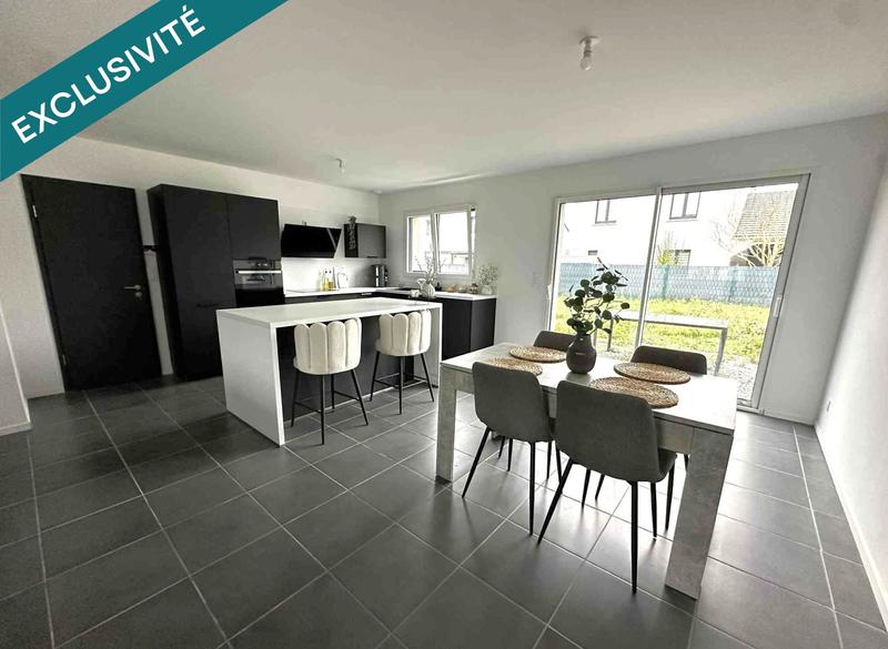 Maison - 96 m² - 4 pièces