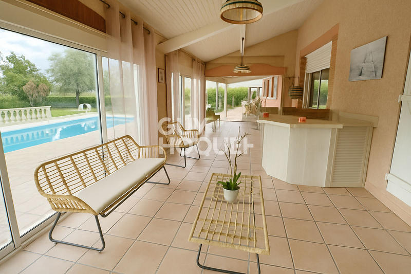 Maison - 193 m² - 6 pièces