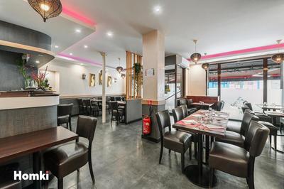 Local commercial - 97 m² - 4 pièces