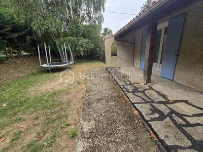 Maison - 85 m² - 4 pièces