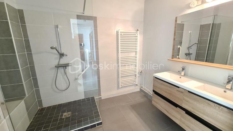 Appartement - 98 m² - 3 pièces