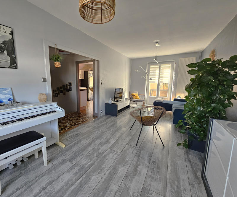 Maison - 85 m² - 4 pièces