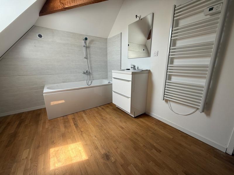 Maison - 106 m² - 5 pièces