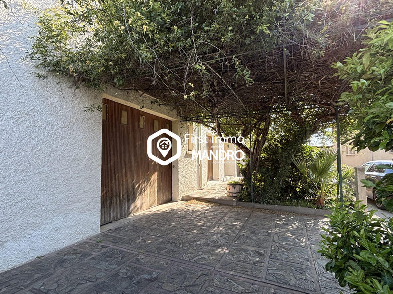 Maison traditionnelle - 137 m² - 6 pièces