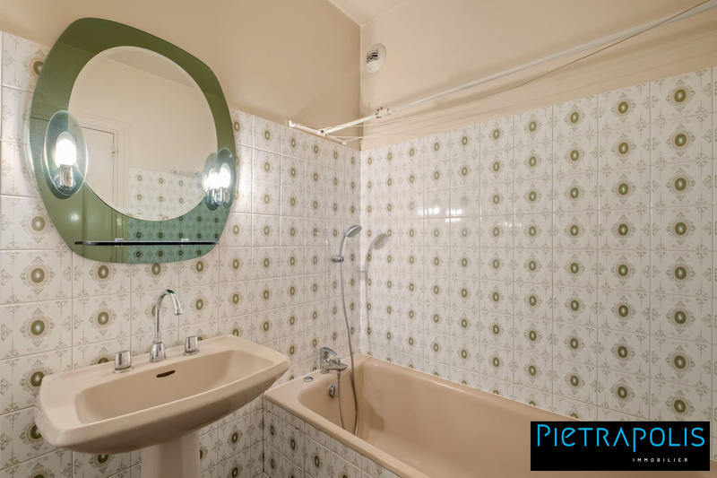 Appartement - 83 m² - 3 pièces