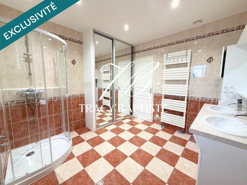 Maison - 143 m² - 6 pièces