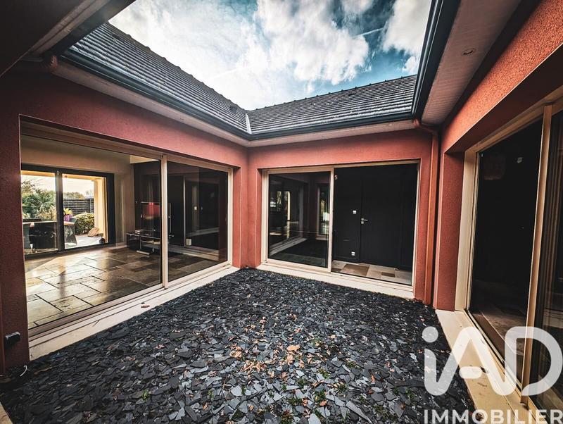 Maison - 170 m² - 5 pièces