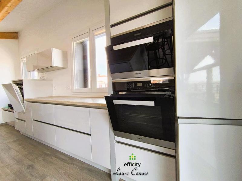 Maison - 213 m² - 6 pièces