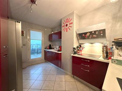 Appartement - 110 m² - 5 pièces