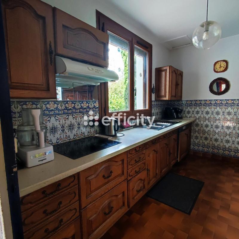 Maison - 163 m² - 6 pièces