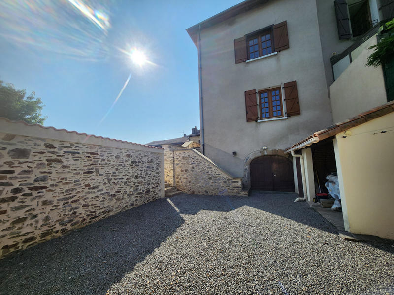 Maison - 95 m² - 5 pièces