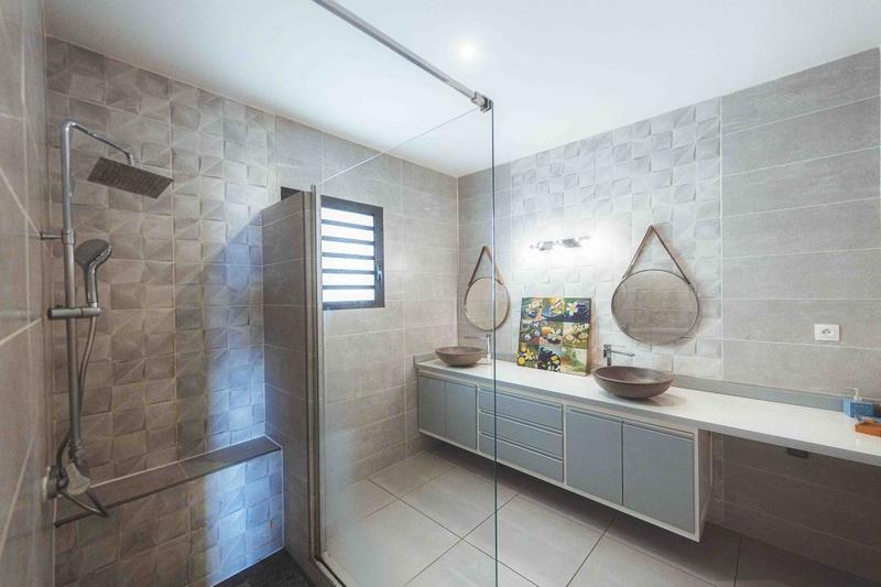 Villa - 183 m² - 5 pièces