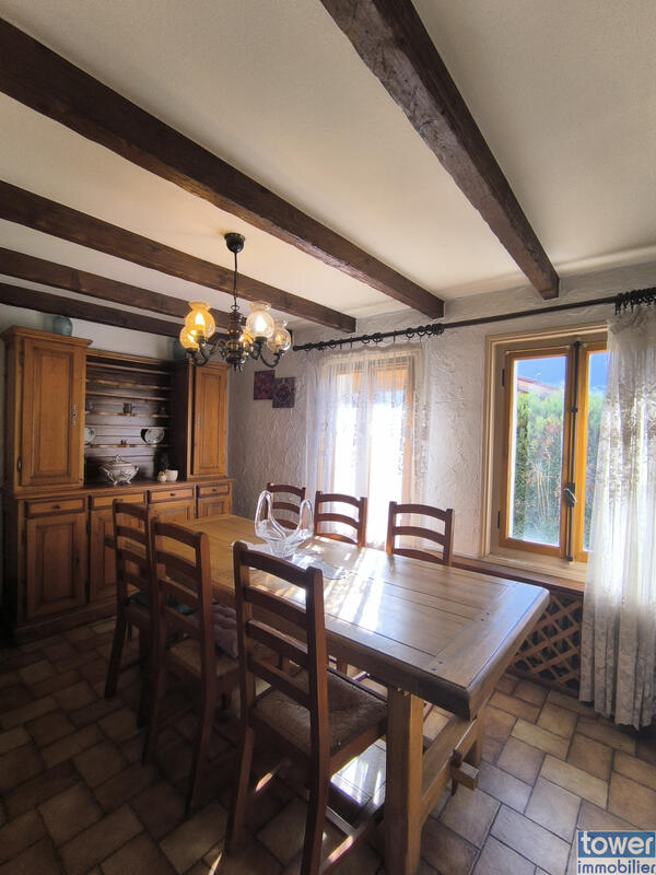 Appartement - 115 m² - 6 pièces