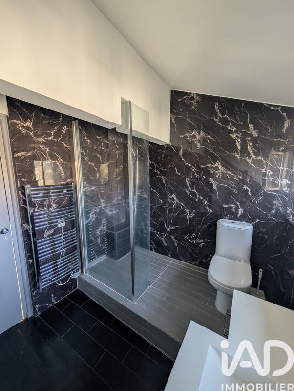 Maison - 182 m² - 6 pièces