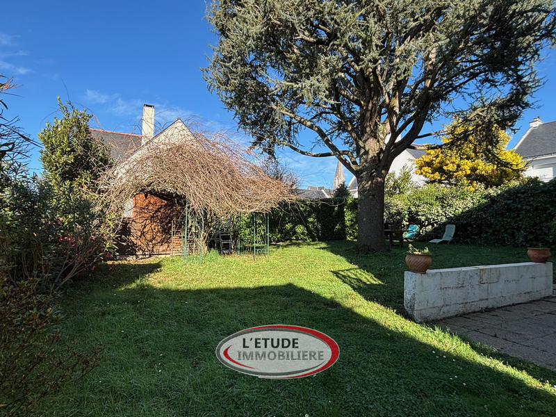 Maison - 246 m² - 11 pièces