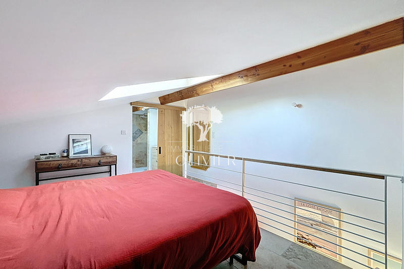 Propriété - 175 m² - 8 pièces