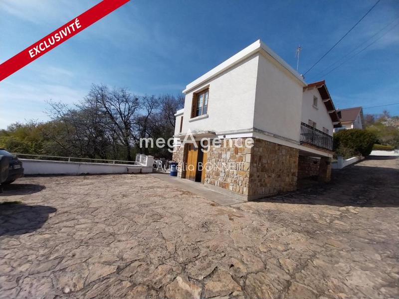 Maison - 100 m² - 7 pièces