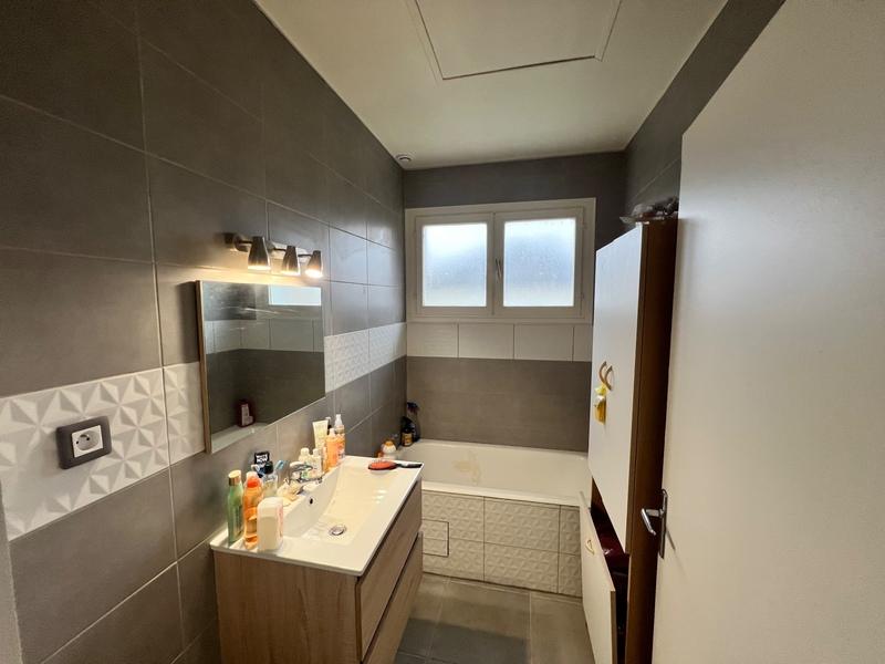 Maison - 145 m² - 6 pièces