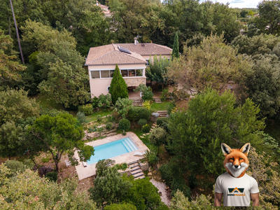 Maison traditionnelle - 266 m² - 10 pièces