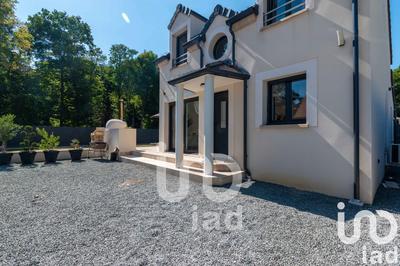 Maison - 91 m² - 4 pièces