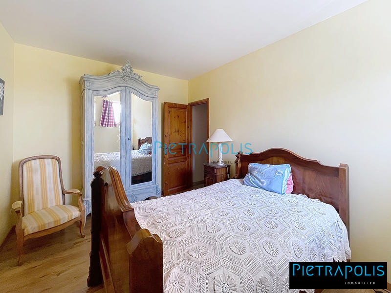 Maison ancienne - 170 m² - 4 pièces