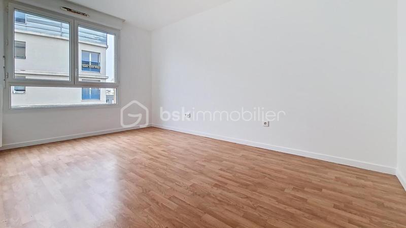 Appartement - 98 m² - 5 pièces