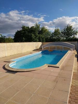 Maison - 239 m² - 10 pièces