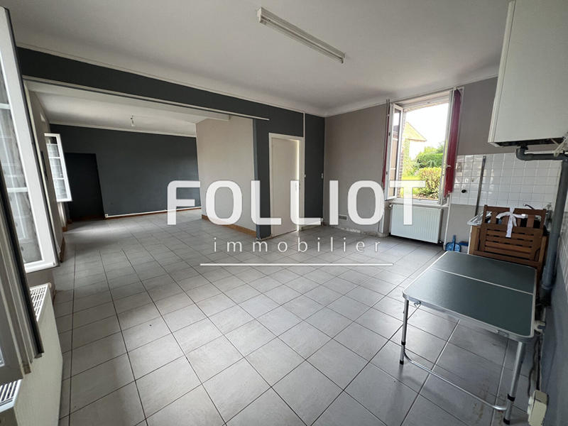 Maison - 165 m² - 9 pièces