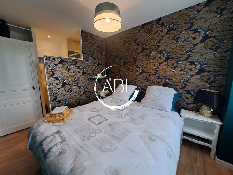 Maison - 231 m² - 8 pièces