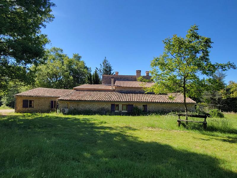 Maison - 500 m² - 17 pièces