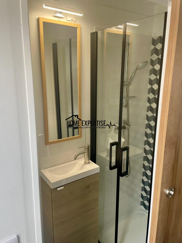 Appartement - 15 m² - 1 pièce