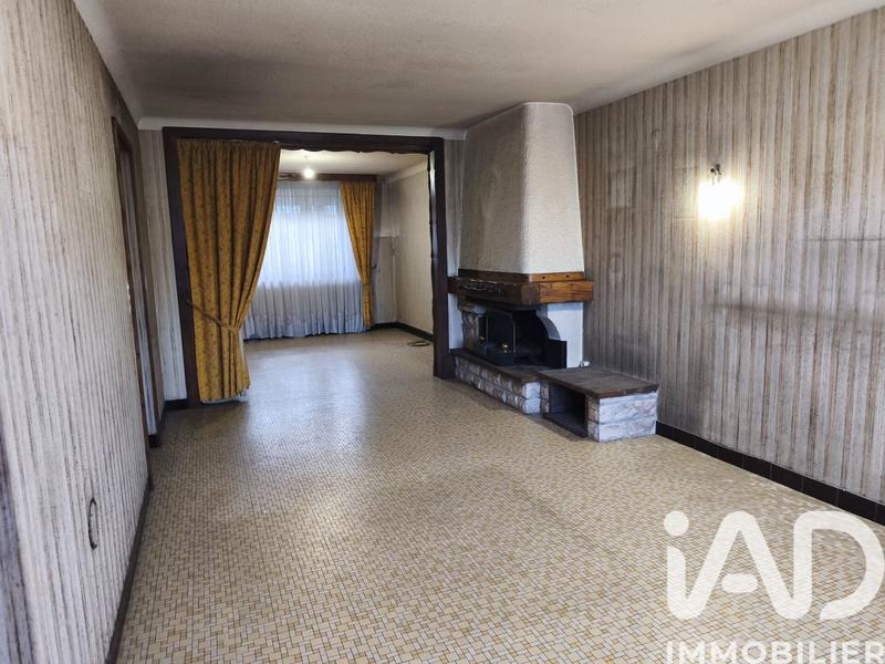 Maison - 233 m² - 7 pièces