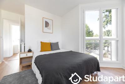 Chambre - 12 m² - 1 pièce