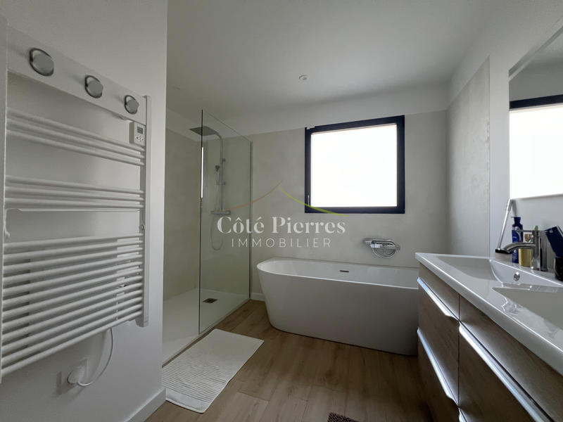 Villa - 137 m² - 5 pièces