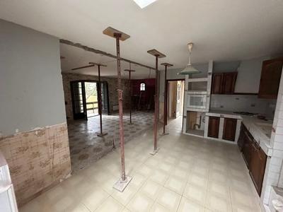 Maison ancienne - 180 m² - 6 pièces