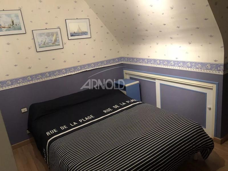 Maison - 113 m² - 8 pièces