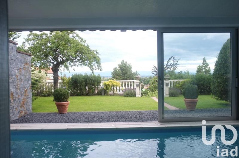 Maison - 380 m² - 11 pièces