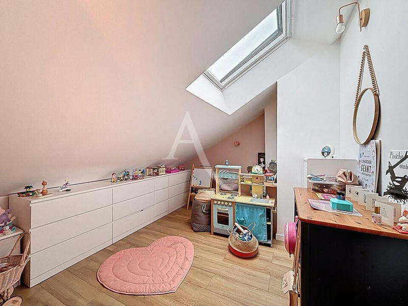 Maison - 108 m² - 5 pièces