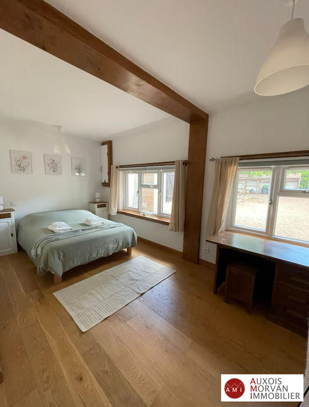 Maison - 100 m² - 10 pièces