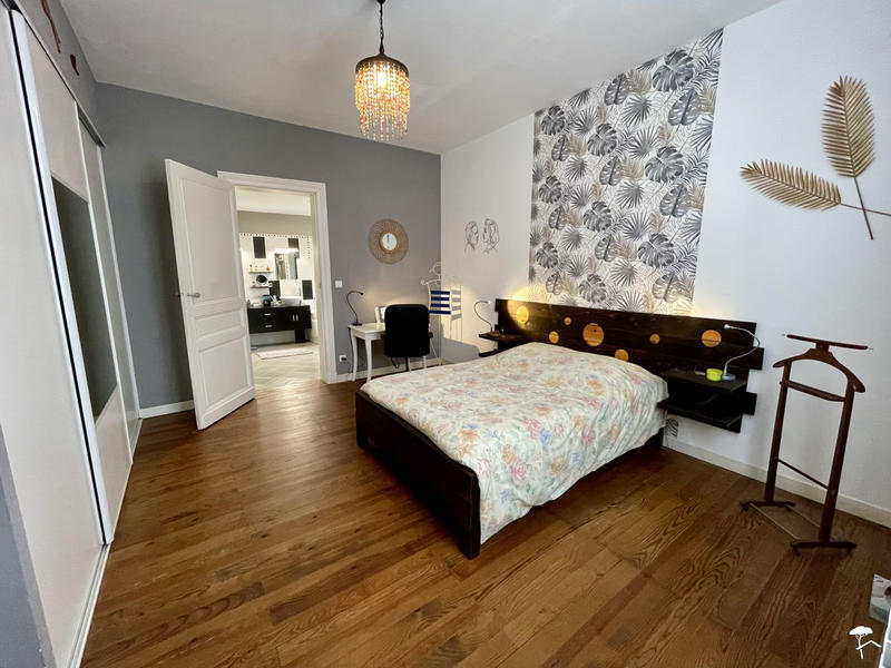 Maison - 140 m² - 7 pièces