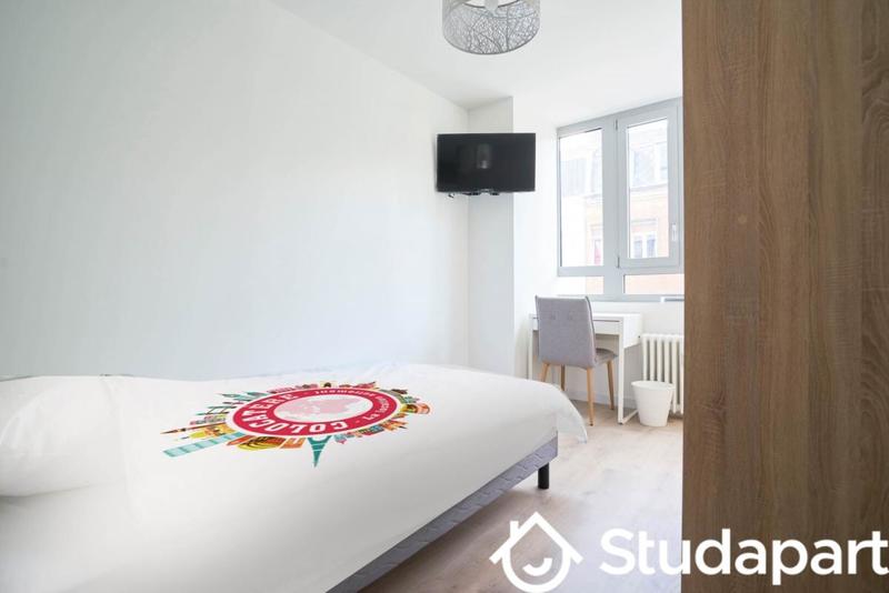 Chambre - 11 m² - 1 pièce