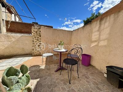 Maison de village - 80 m² - 4 pièces