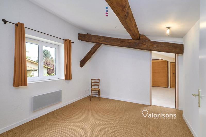 Maison - 212 m² - 6 pièces