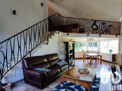 Maison - 180 m² - 7 pièces