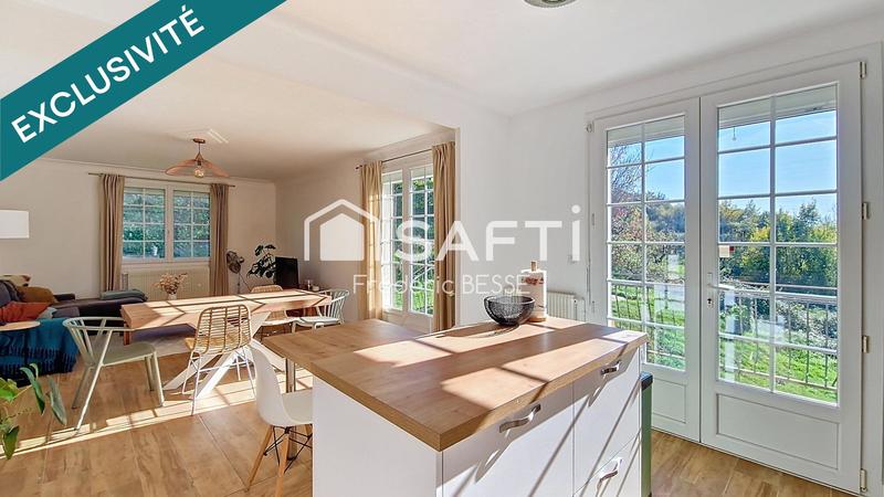 Maison - 140 m² - 5 pièces