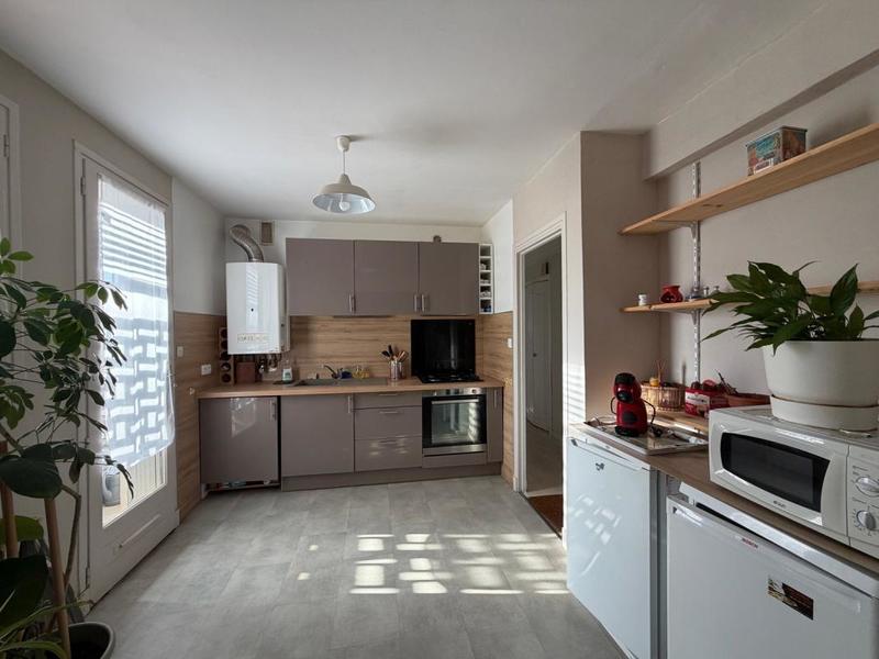 Appartement - 80 m² - 3 pièces