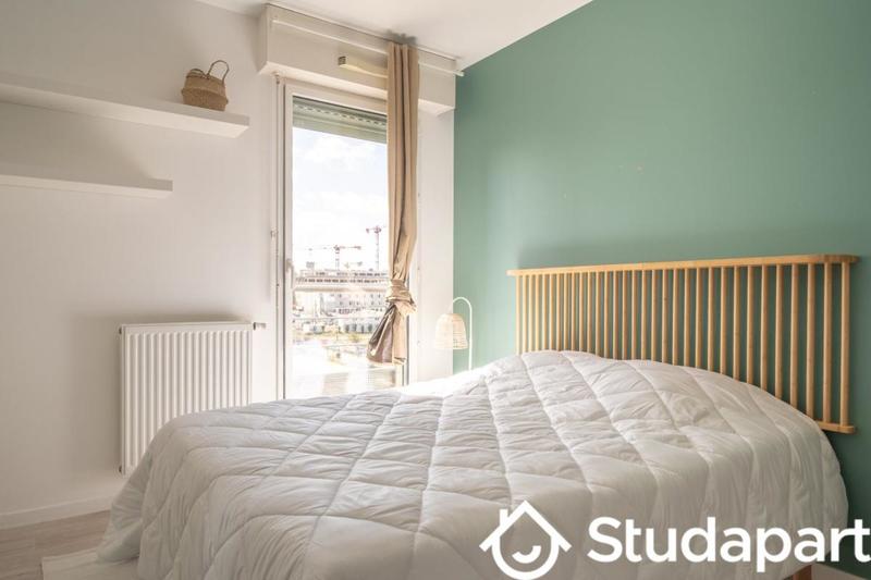 Chambre - 10 m² - 1 pièce